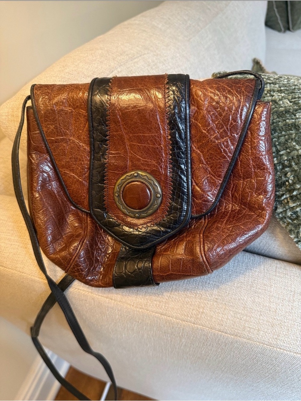 Leather Crossbody Bag in Brown